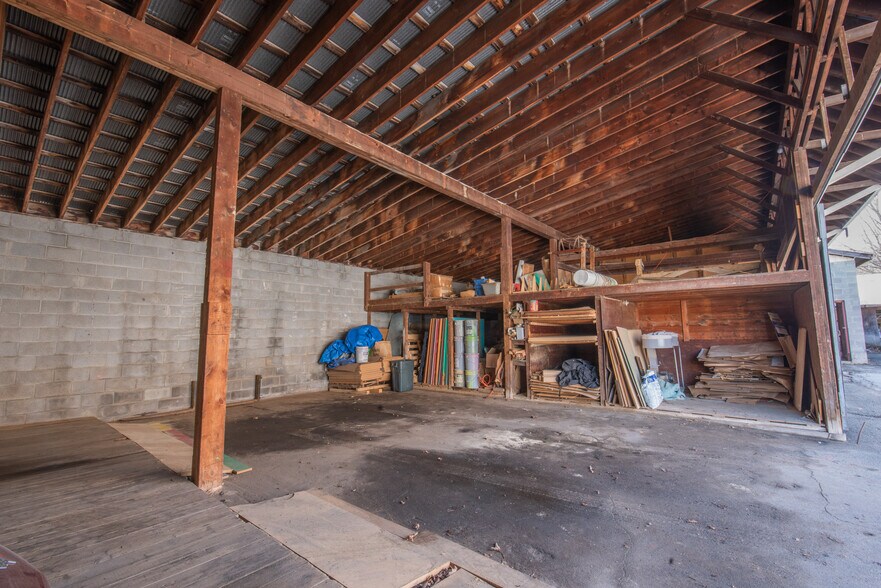 More Photos Of 105 Hand ave, Elizabethtown Industrial For Sale