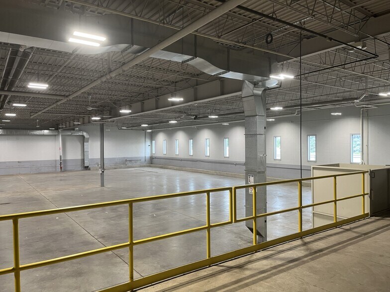 More Photos Of 1256 Trapp Rd, Eagan Research And Development For Sale