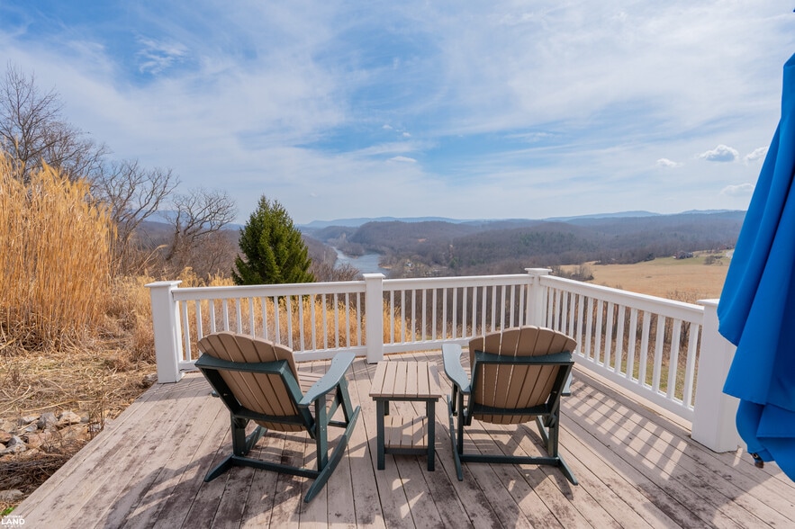 More Photos Of 125 River Ridge Dr, Pearisburg Hospitality For Sale