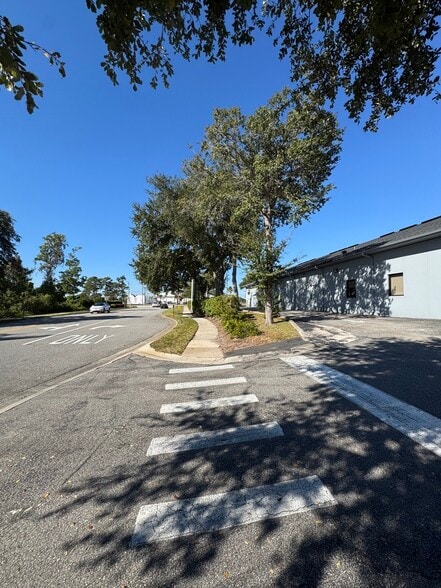 More Photos Of 4301 N Wickham Rd, Melbourne General Retail For Sale