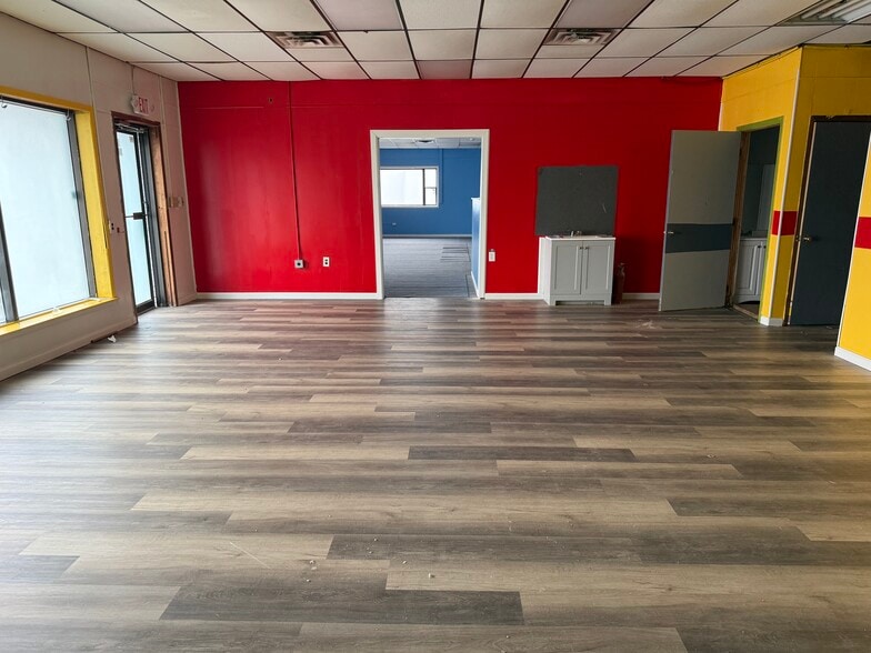 More Photos Of 201-211 Kates Blvd, Millville Freestanding For Lease
