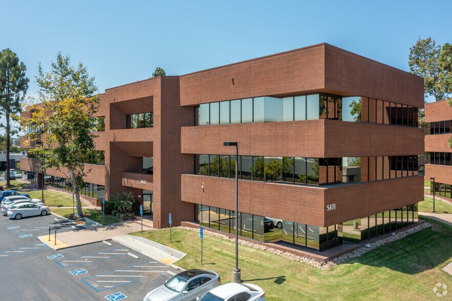 Primary Photo Of 5471 Kearny Villa Rd, San Diego Office For Lease