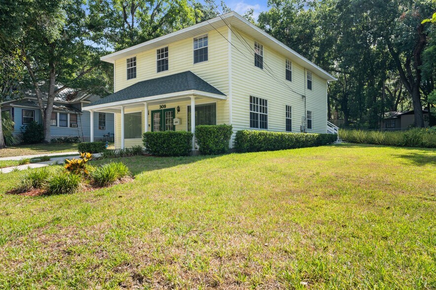 More Photos Of 309 S Main St, Brooksville Specialty For Sale