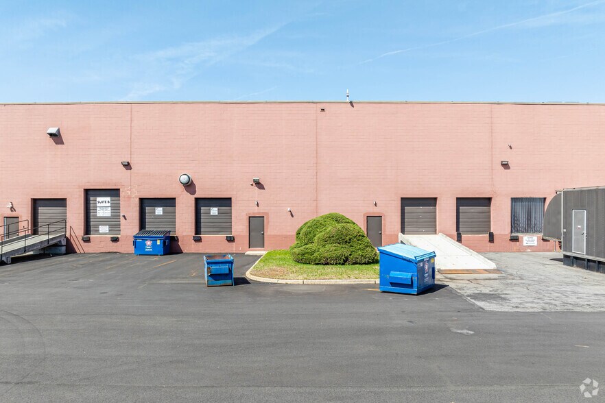 More Photos Of 2 Corporate Dr, Cranbury Unknown For Lease