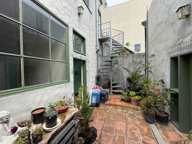 More Photos Of 327-329 Noe St, San Francisco Storefront Retail Residential For Sale