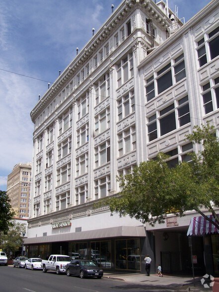 More Photos Of 301 E San Antonio Ave, El Paso Office For Lease