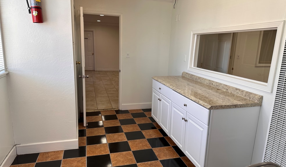 More Photos Of 350 N Montgomery St, San Jose Unknown For Lease