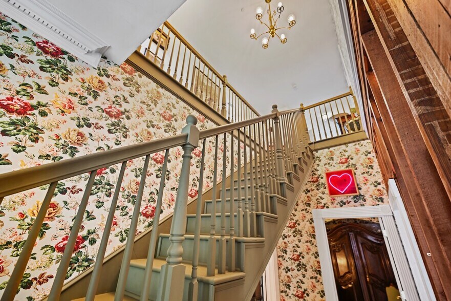 More Photos Of 3532 S Fulton Ave, Hapeville Lodge Meeting Hall For Sale