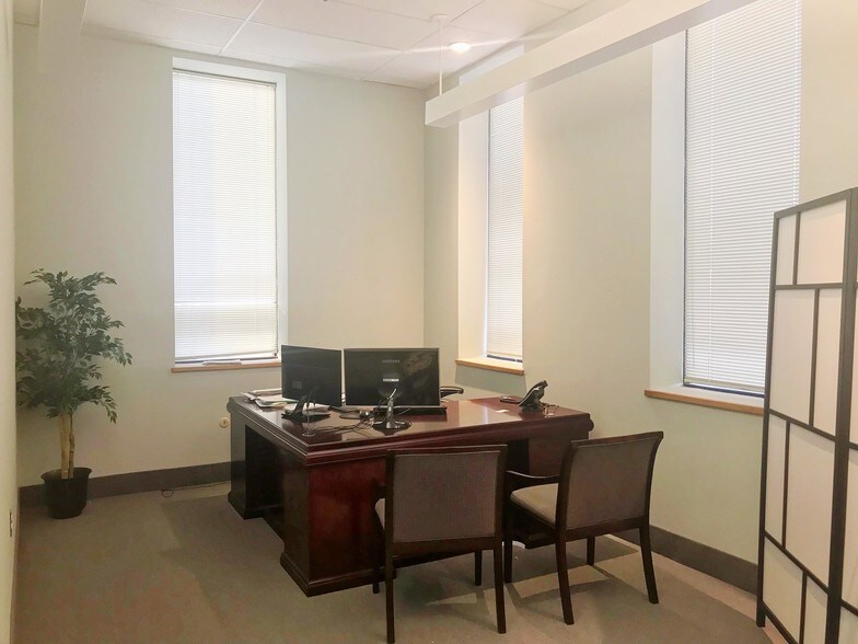 More Photos Of 10 E 6th Ave, Conshohocken Office For Lease