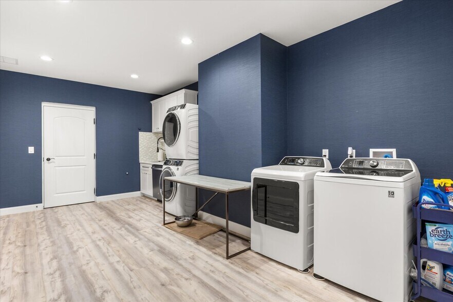 More Photos Of 455 Briar Patch Ln, Geneva Specialty For Sale