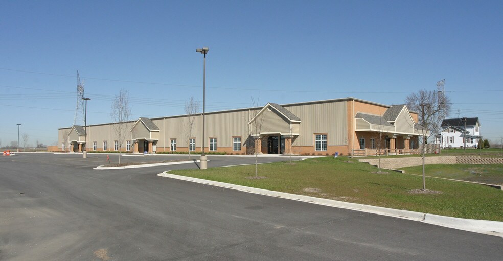 Primary Photo Of 700-710 Center Rd, Frankfort Warehouse For Lease