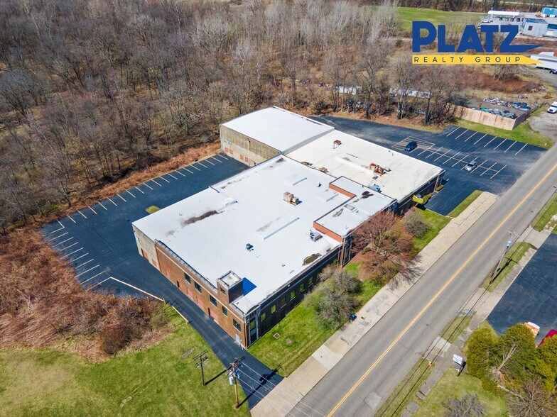 More Photos Of 1900 Hubbard Rd, Youngstown Industrial For Lease