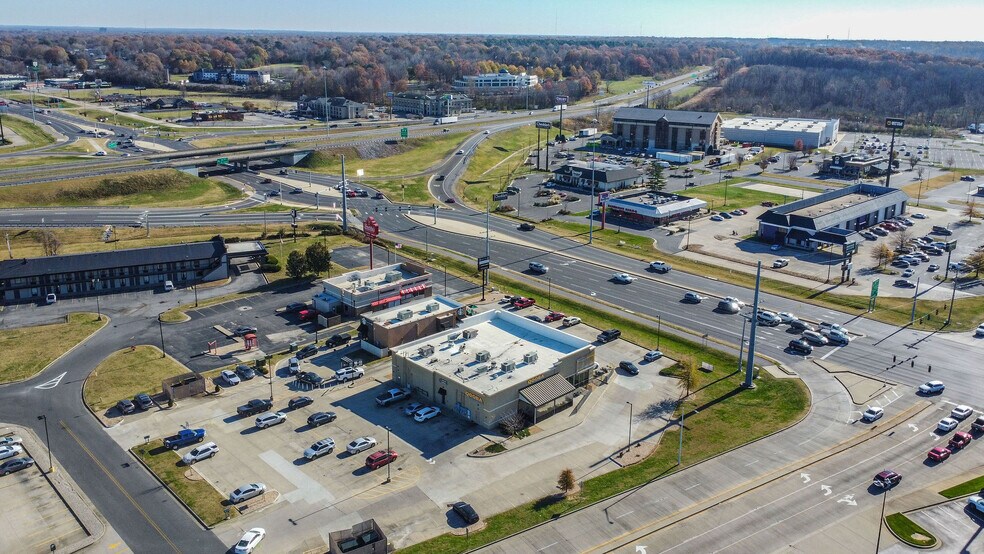 More Photos Of 5015 Hinkleville Rd, Paducah Restaurant For Lease