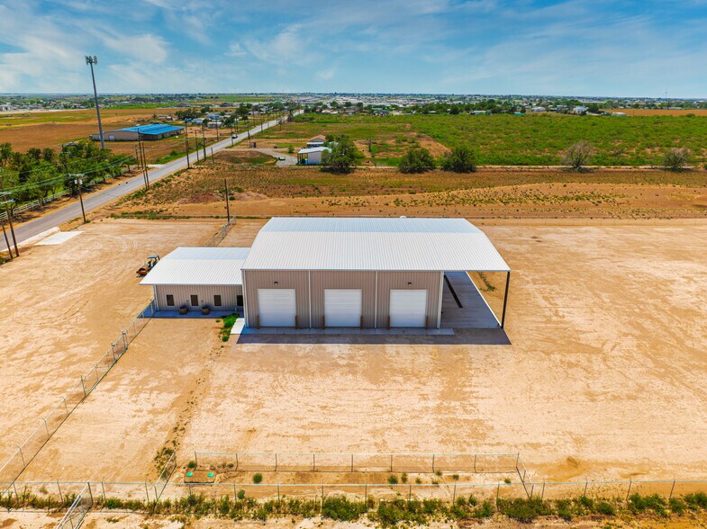 More Photos Of 2411 E County Rd 140, Midland Warehouse For Sale