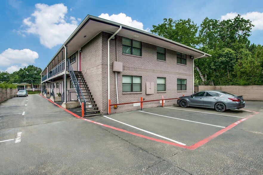 More Photos Of 4710 Munger Ave, Dallas Apartments For Sale