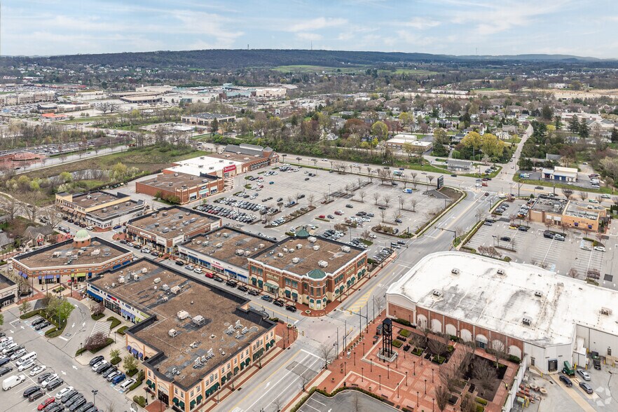 More Photos Of 301 Main St, Exton Unknown For Lease