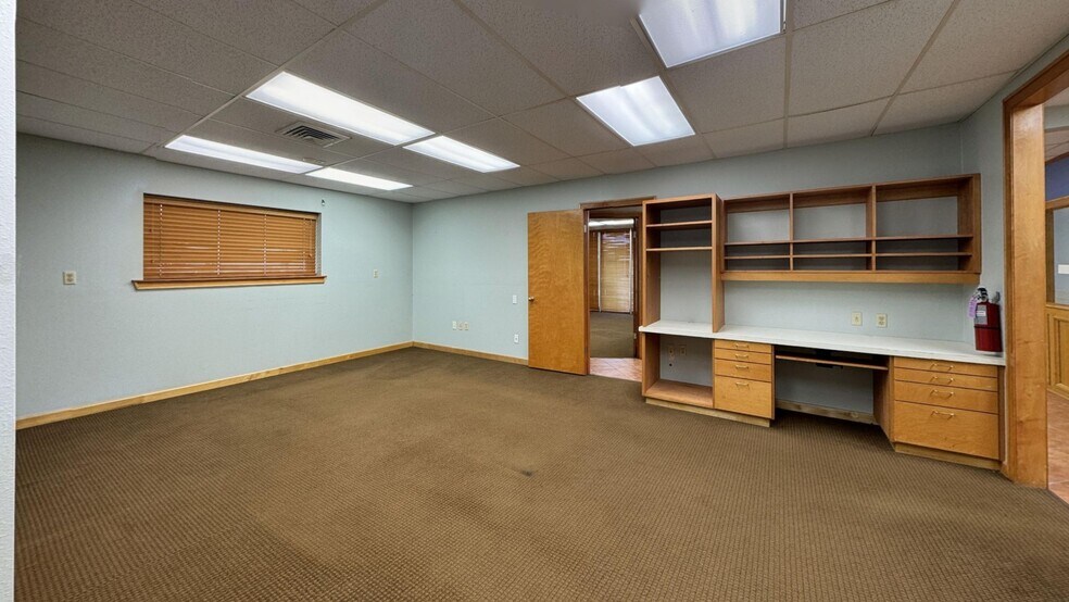 More Photos Of 1525 Shoreline Blvd, Corpus Christi Storefront Retail Office For Sale