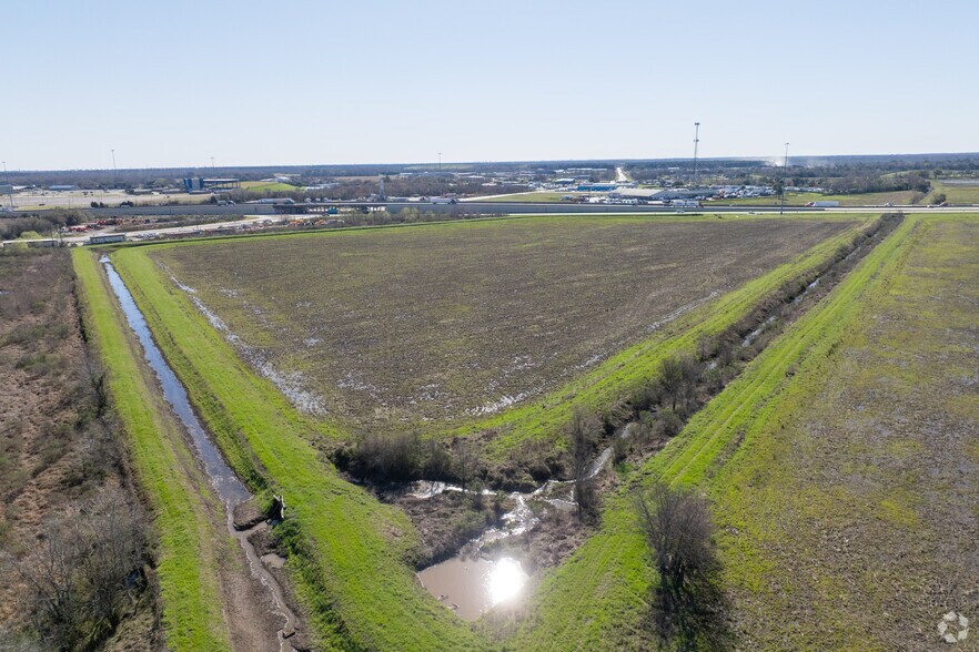 More Photos Of Interstate 10, Beaumont Land For Sale