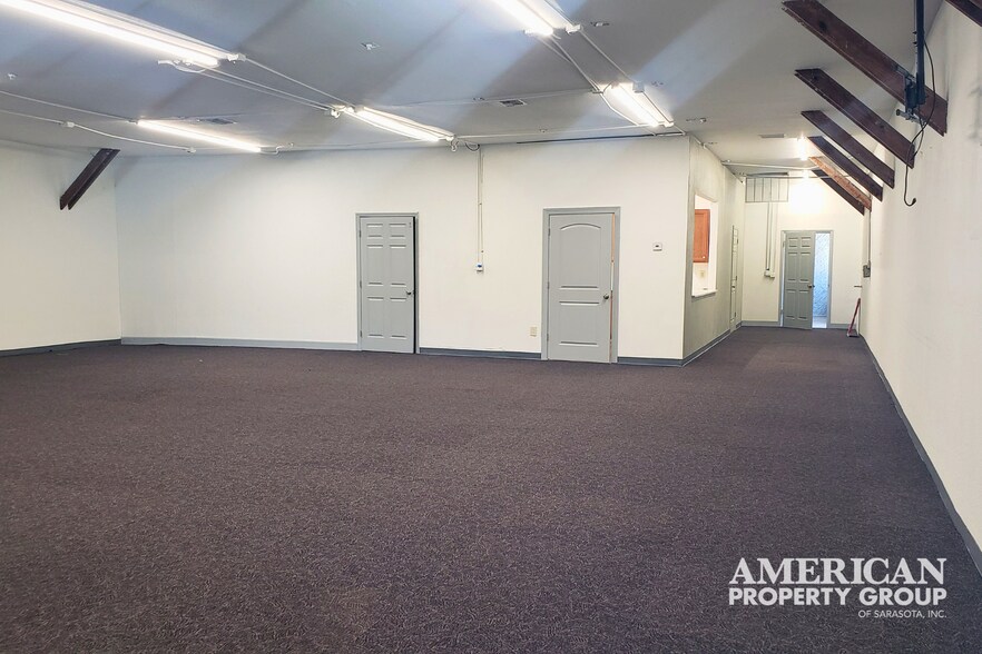 More Photos Of 1236 Central Ave, Sarasota Warehouse For Lease