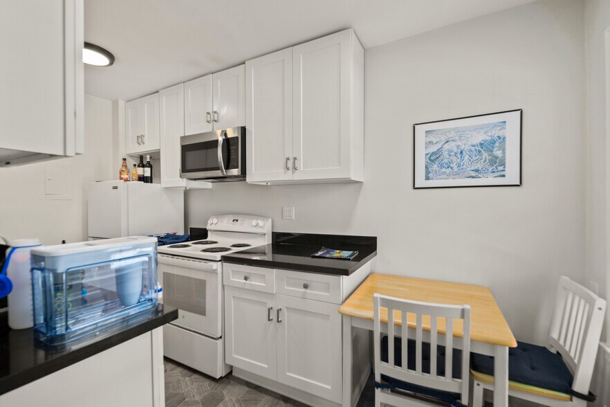 More Photos Of , Seattle Multifamily For Sale