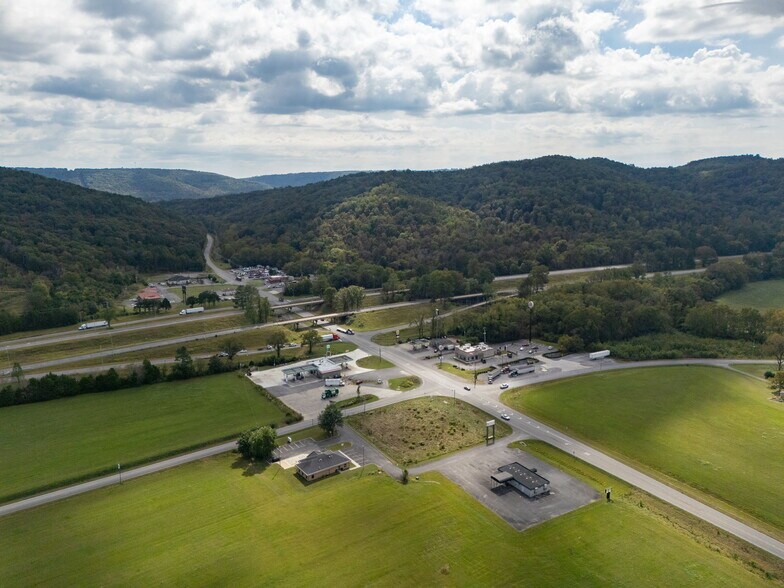 More Photos Of 5674 AL Highway 68, Collinsville Bank For Sale