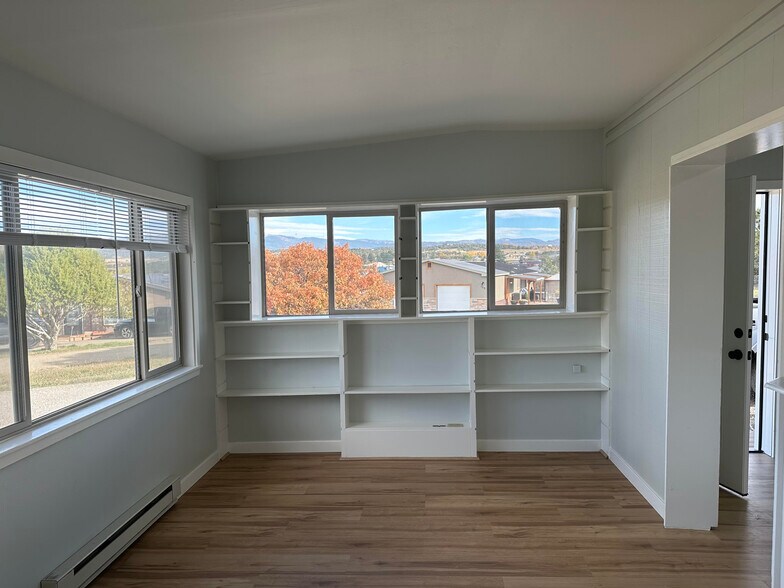 More Photos Of 195 Silverview Ln, Durango Apartments For Sale