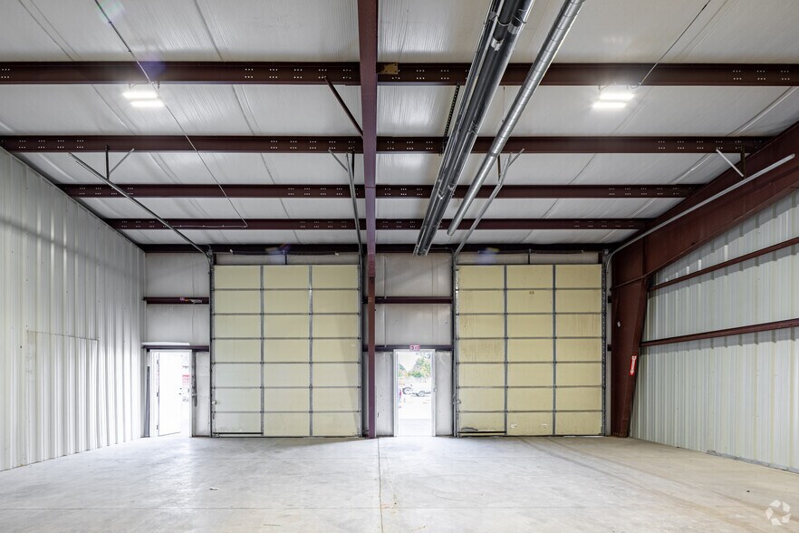 More Photos Of 3805 Carson Ave, Evans Warehouse For Lease