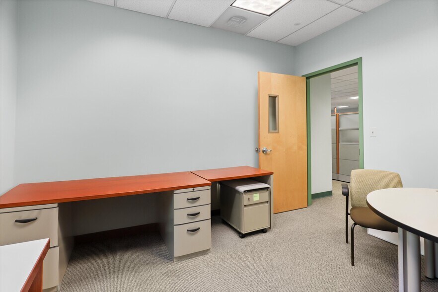 More Photos Of 339 Buschs Frontage Rd, Annapolis Medical For Sale