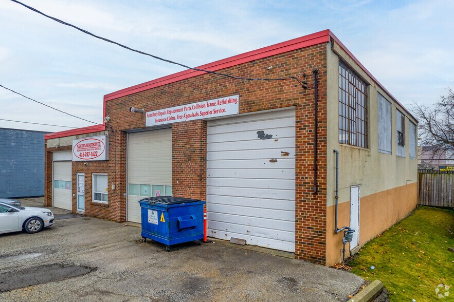 More Photos Of 15 Bentworth Ave, Toronto General Retail For Sale