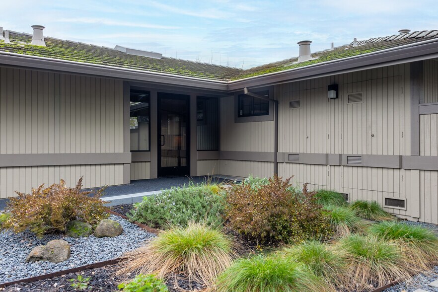 More Photos Of 1100 Farmers Ln, Santa Rosa Medical For Sale