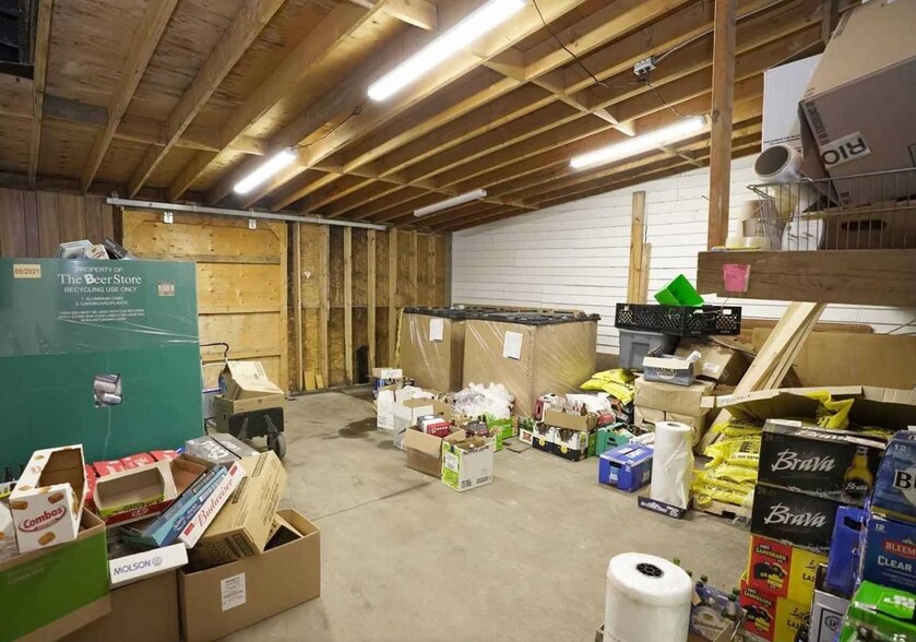 More Photos Of 6955-6957 Tecumseh Rd, Lakeshore Convenience Store For Sale