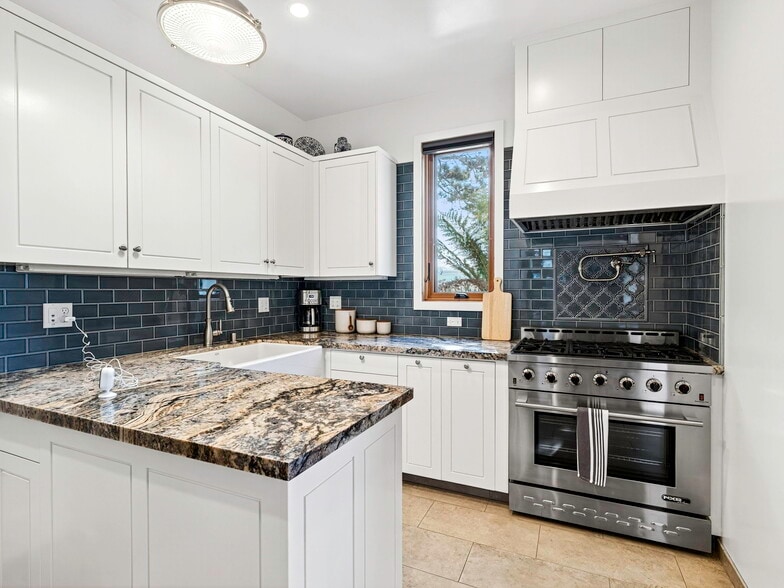 More Photos Of 5920 CA-1, Elk Hotel For Sale