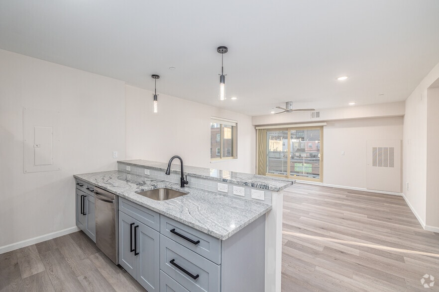 More Photos Of 1825 Callowhill Street, Philadelphia Apartments For Lease