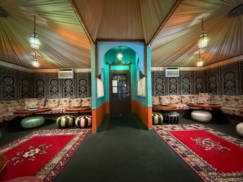 More Photos Of 19 Hoolai St, Kailua Restaurant For Sale