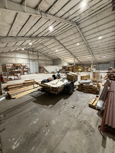 More Photos Of 10060 Highway 178, Olive Branch Warehouse For Lease