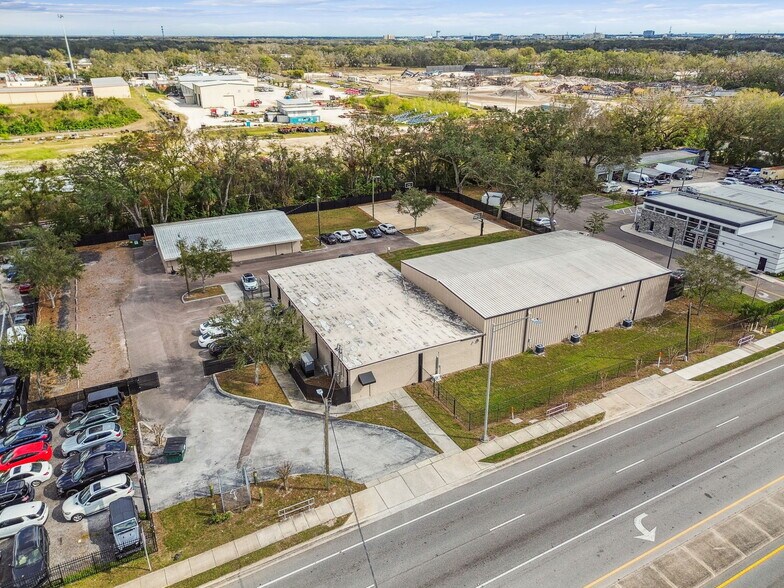More Photos Of 14915 N Nebraska Ave, Tampa Showroom For Sale