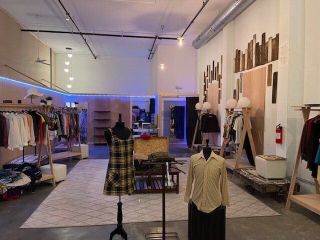 More Photos Of 211 N Main St, Taylor Storefront Retail Office For Lease