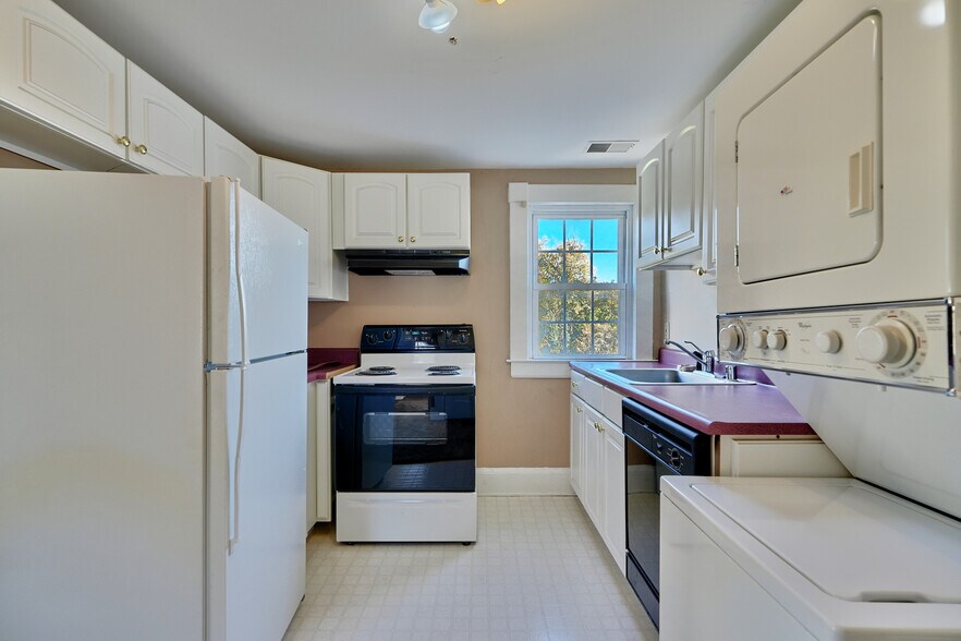 More Photos Of 508 Fairmount Ave, Towson Specialty For Sale