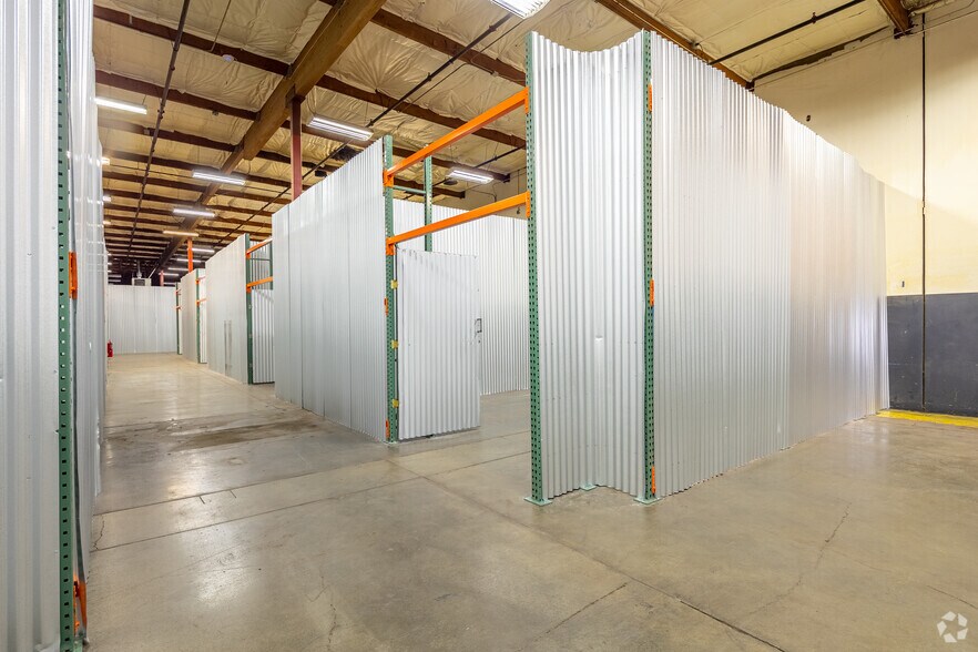 More Photos Of 6035 NE 92nd Dr, Portland Warehouse For Lease