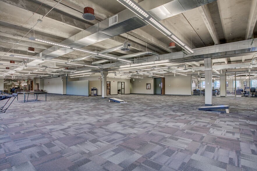 More Photos Of 555 Zang St, Lakewood Office For Sale