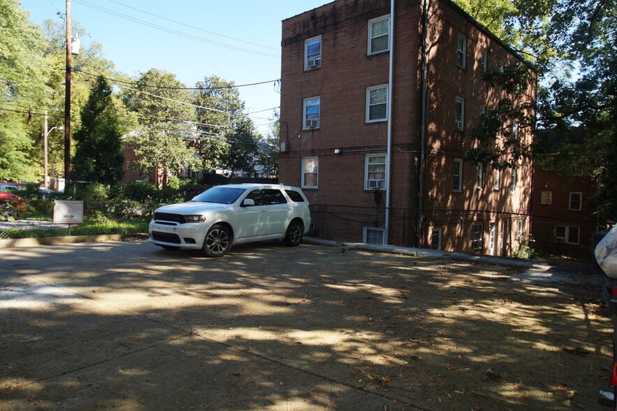 More Photos Of 8515 Flower Ave, Takoma Park Apartments For Sale