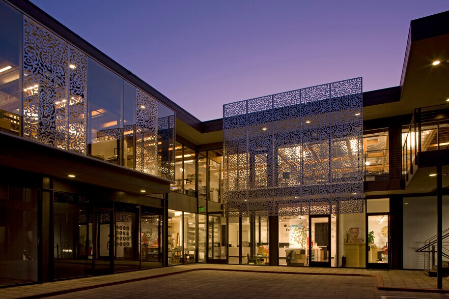 More Photos Of 639-641 N Larchmont Blvd, Los Angeles Loft Creative Space For Sale