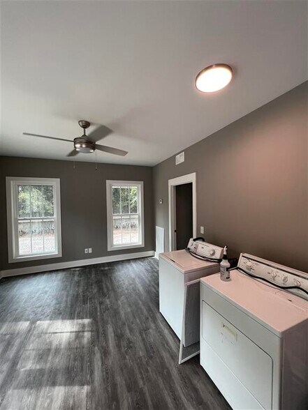 More Photos Of 1327 Park St, Bowling Green Apartments For Sale