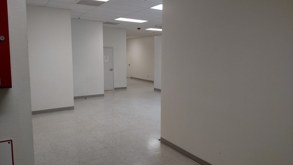 More Photos Of 625 1/2 Main St, Rapid City Office For Lease