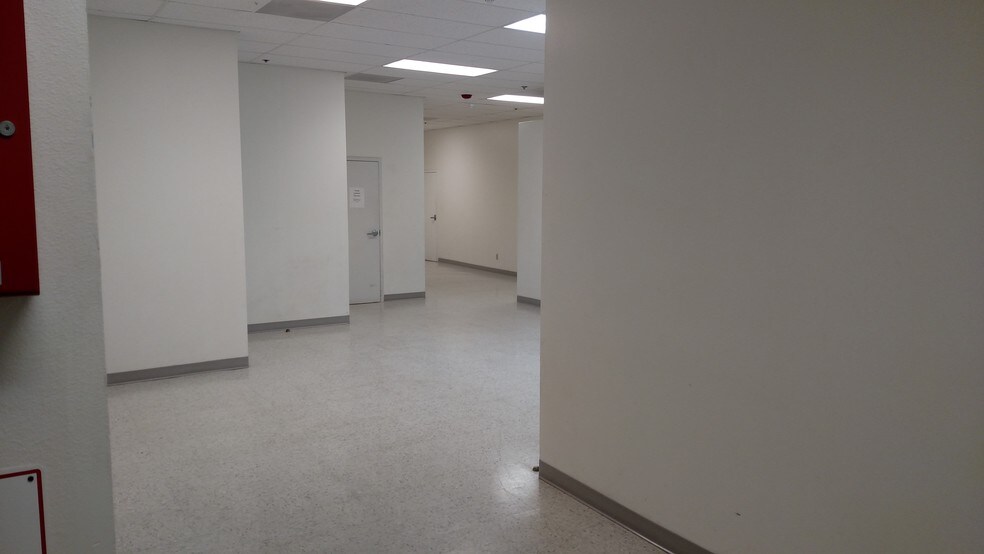 More Photos Of 625 1/2 Main St, Rapid City Office For Lease