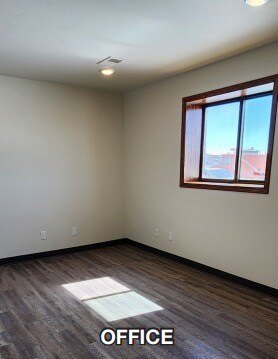 More Photos Of 600 Randolph Dr, Appleton Warehouse For Lease