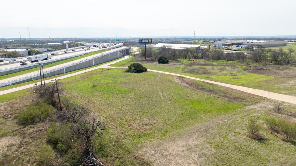 More Photos Of 2520 General Bruce dr, Temple Land For Lease