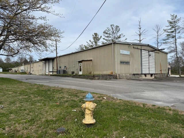 More Photos Of 2340 N Jackson St, Normandy Industrial For Sale