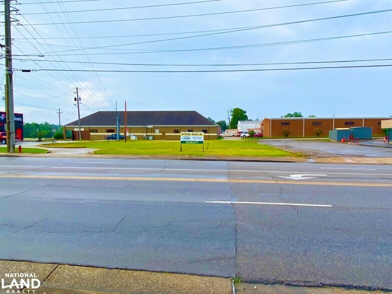 More Photos Of 2523 University E blvd, Tuscaloosa Land For Sale
