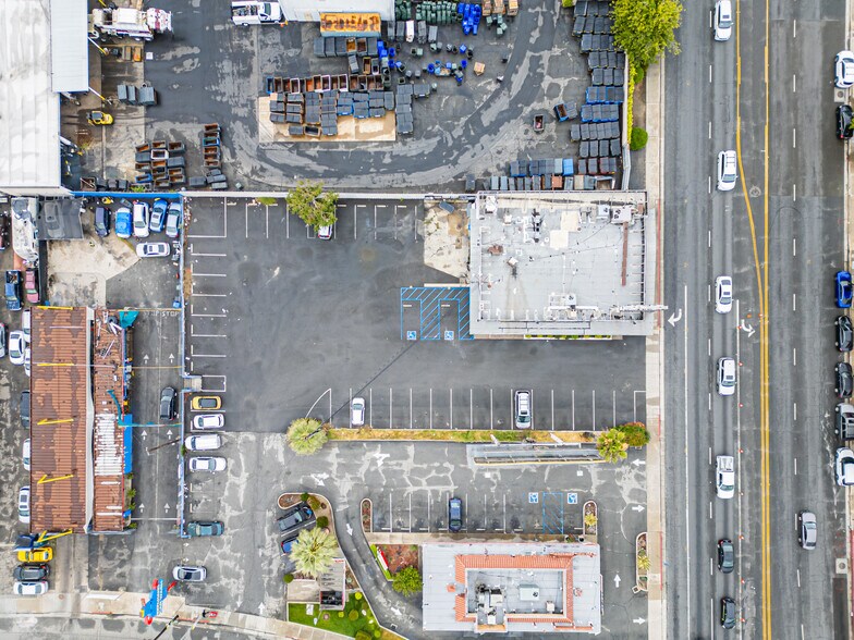 More Photos Of 1280 E Holt Ave, Pomona Restaurant For Lease